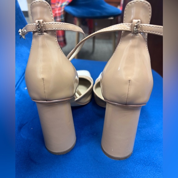 Sam Edelman Tan and Cream Heels - Picture 4 of 6